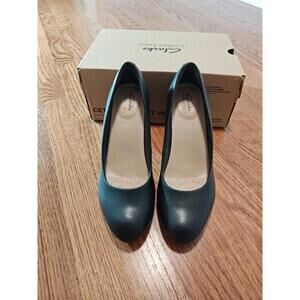 Clarks Women's Adriel Viola Ortholite Heel Platform Pumps Size 8M Black